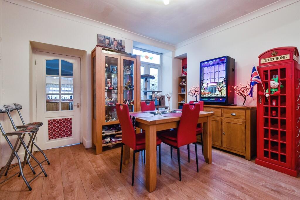 Brook Street, Aberdare photo 3