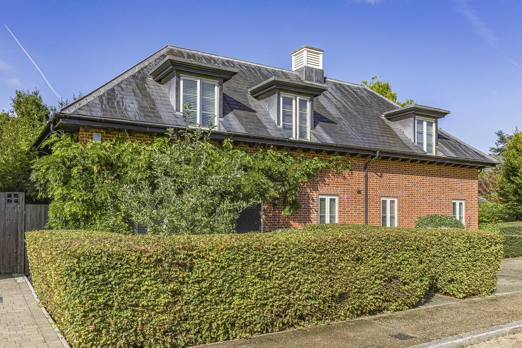 Main image of property: Willis Grove, Balls Park