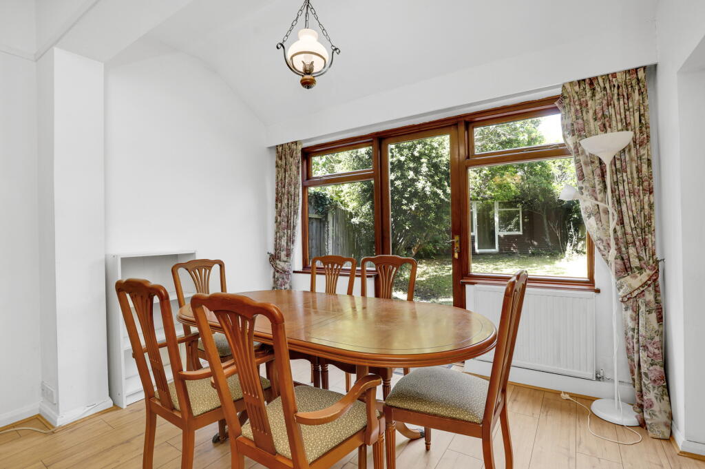 House in London - View 3