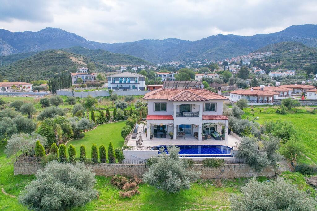 Main image of property: Kyrenia/Girne, Alsancak