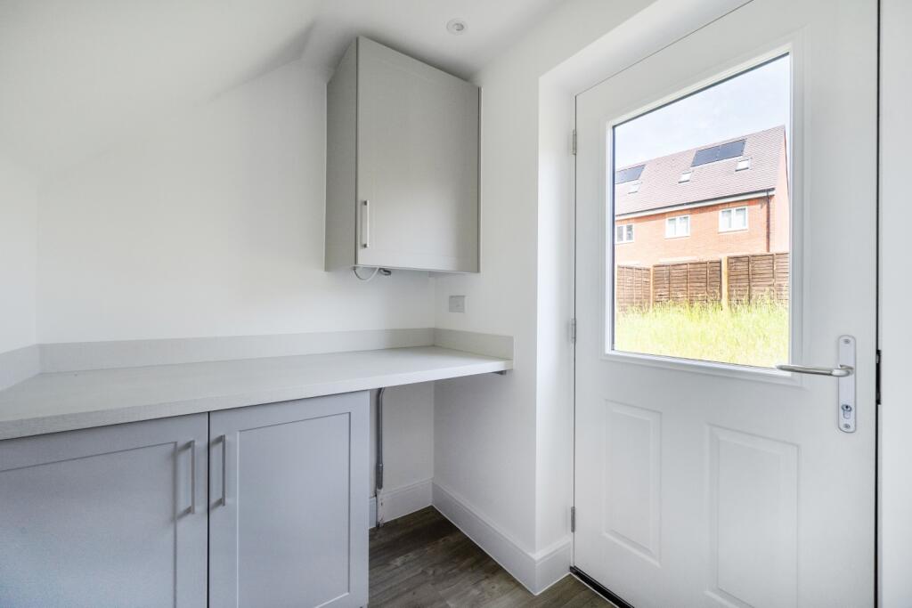House in Thatcham, West Berkshire - View 5