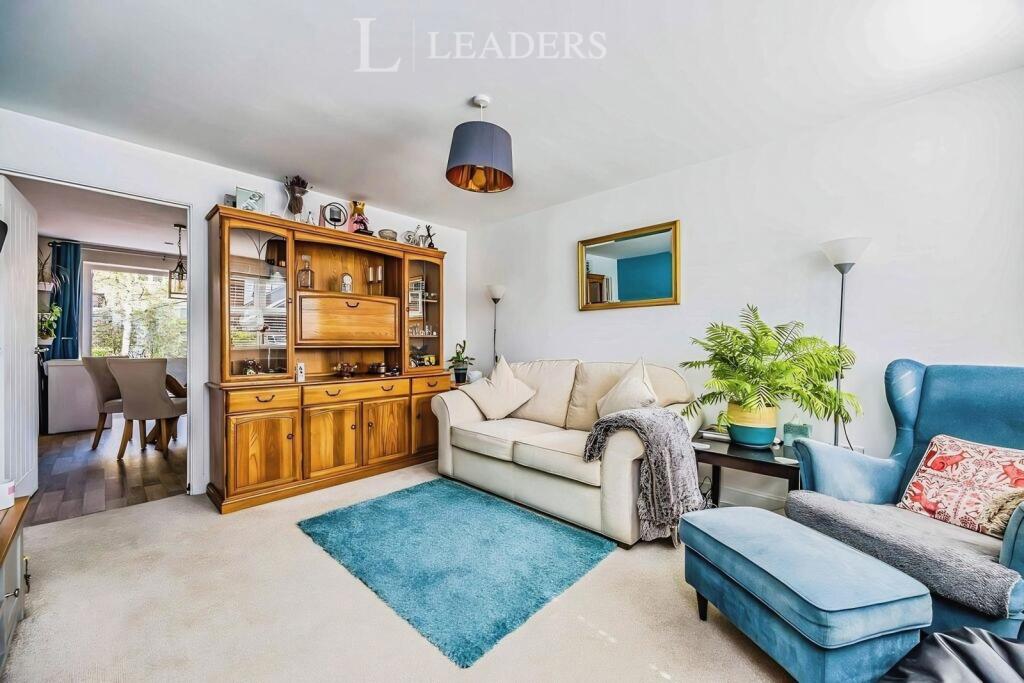 House in Chichester, Southbourne - View 4