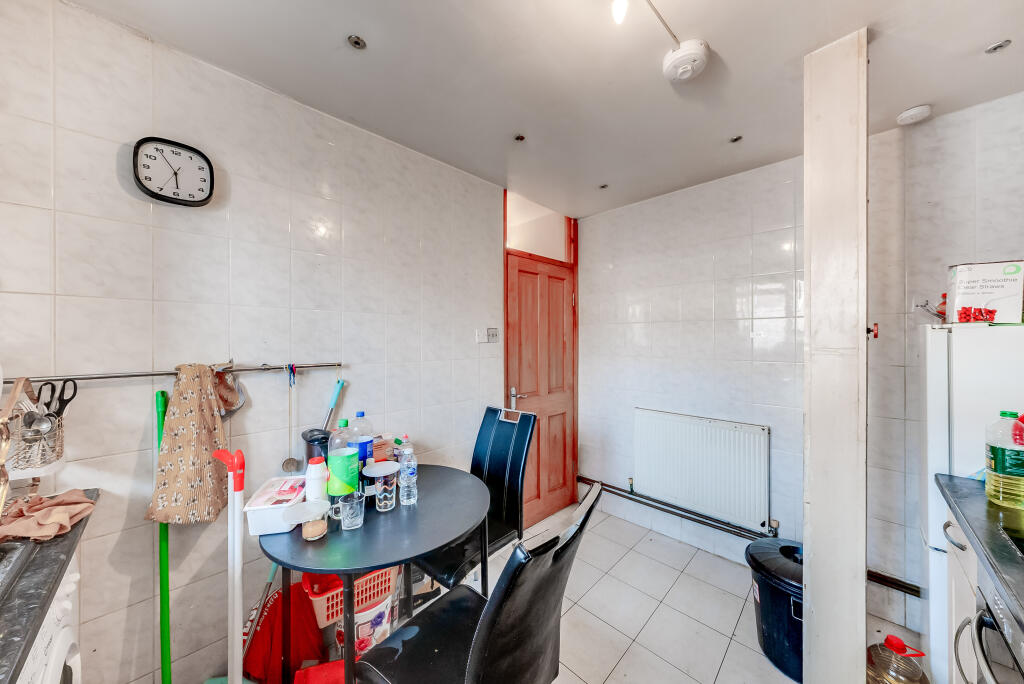 Apartment in London - View 4