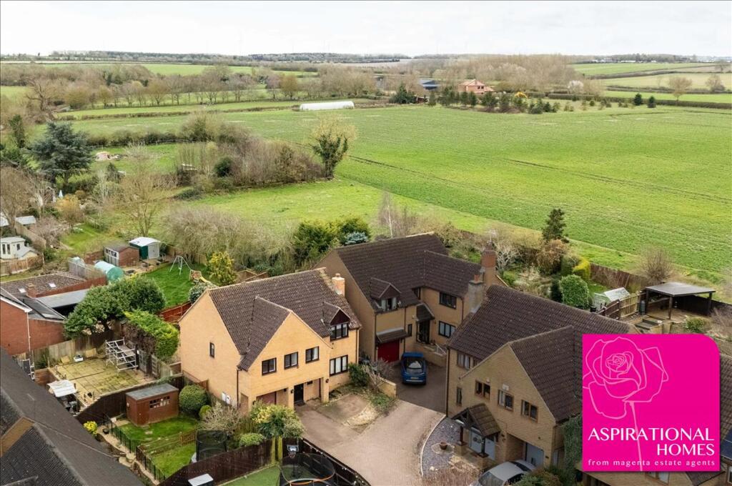 Main image of property: Shortwoods Close, Raunds, Northamptonshire, NN9