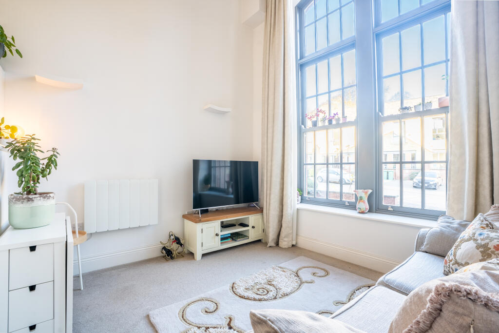Apartment in Leeds, West Yorkshire - View 4