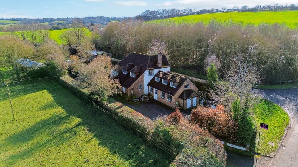 Main image of property: Hemp Lane, HP23