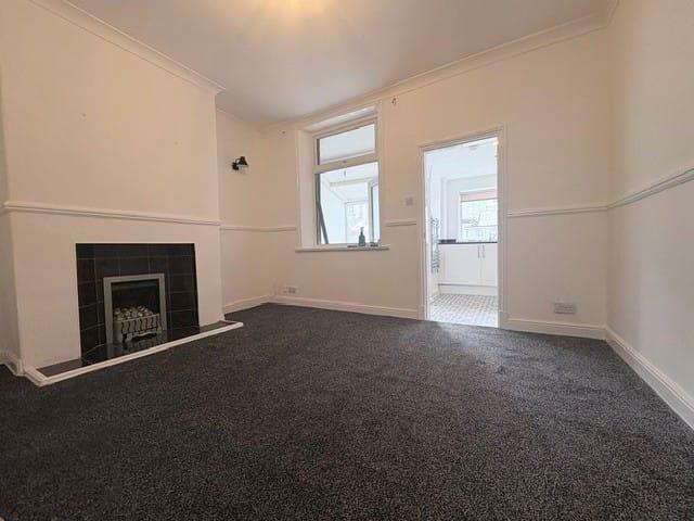 Lyndhurst Road, Burnley, BB10 photo 2