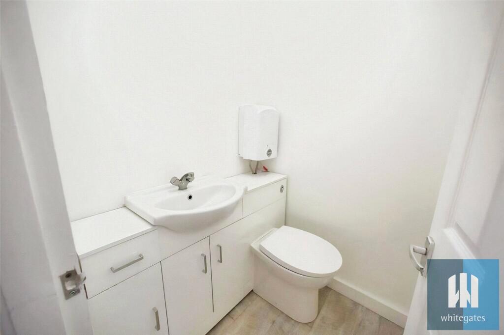 Manchester Road, Linthwaite, Huddersfield, HD7 - View 4