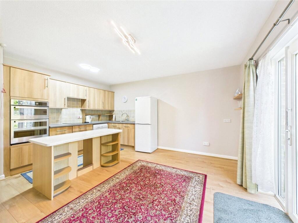 Apartment in South Oxfordshire, Thame - View 2