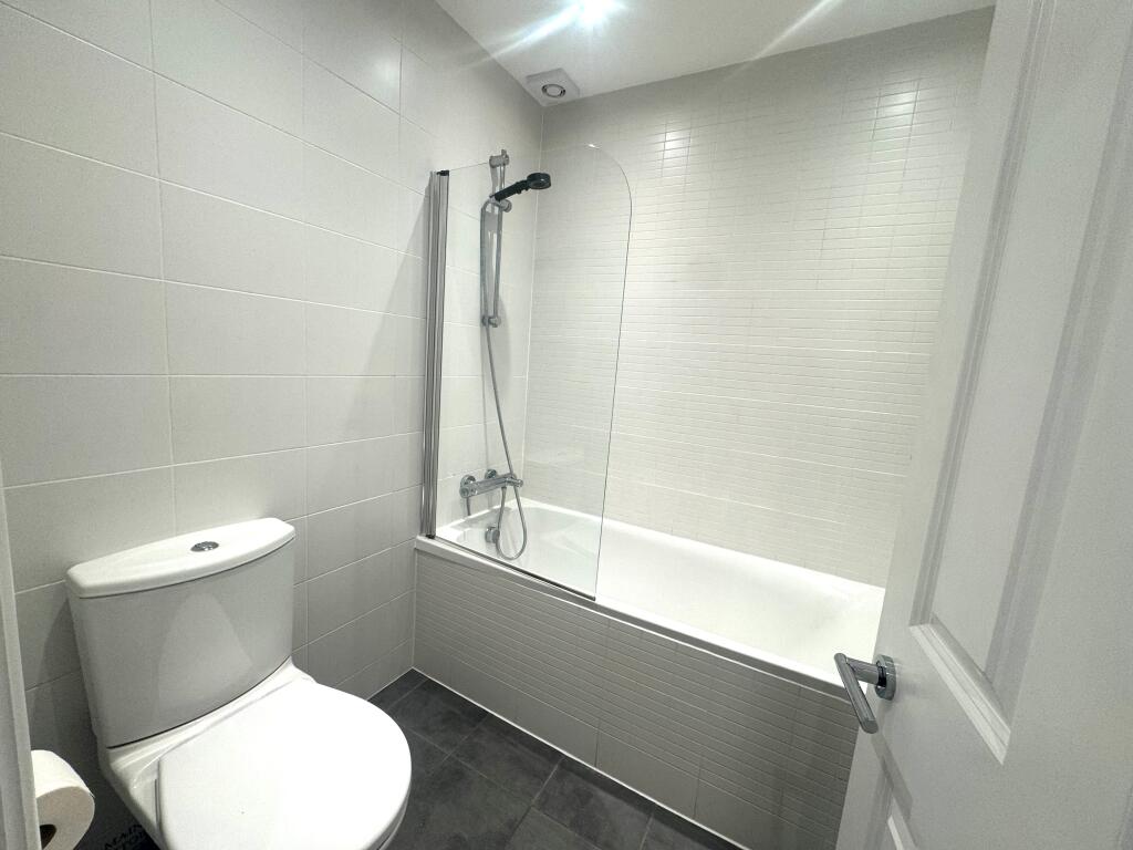 Apartment in Portsmouth - View 3