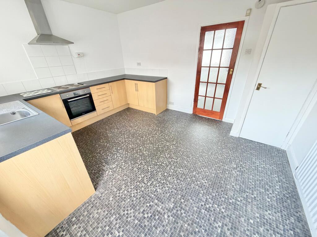 House in Ellesmere Port, Whitby - View 5