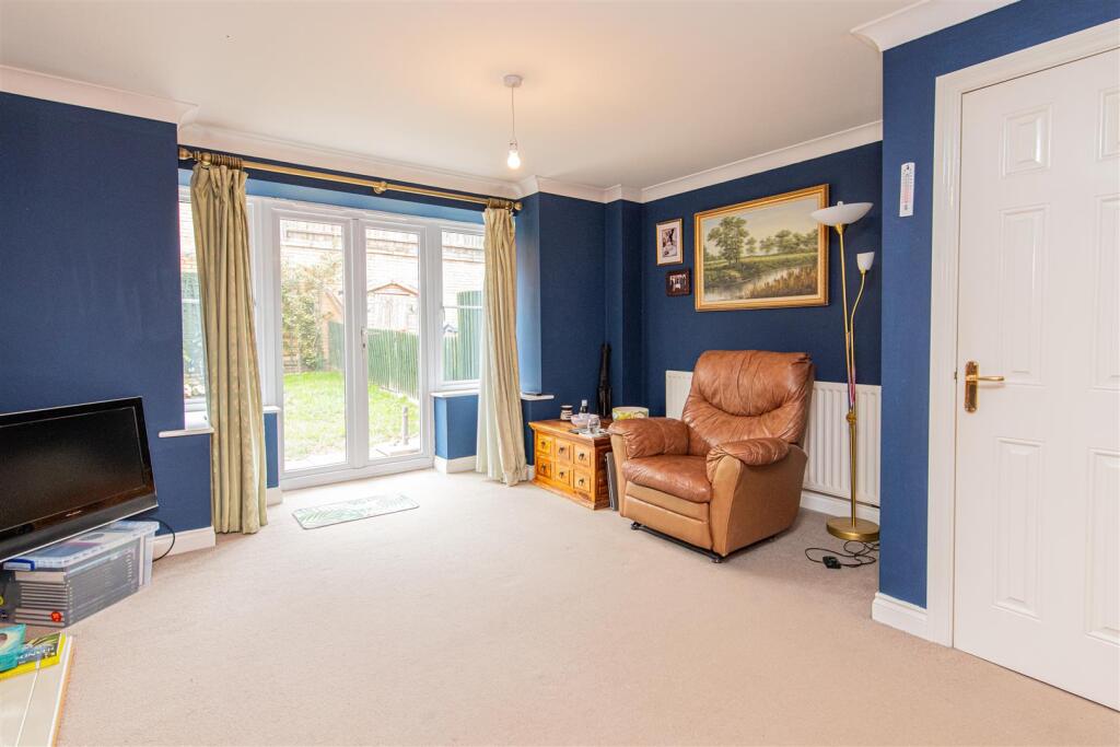 House in Northampton - View 3
