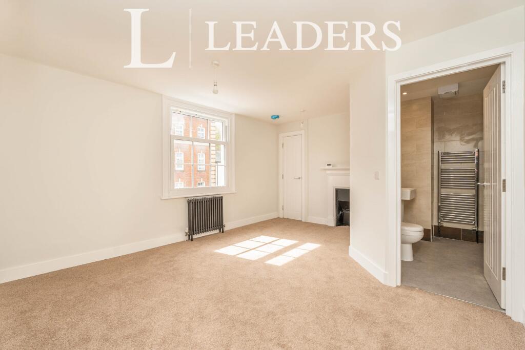 Main image of property: Oxford Street, Southampton, SO14