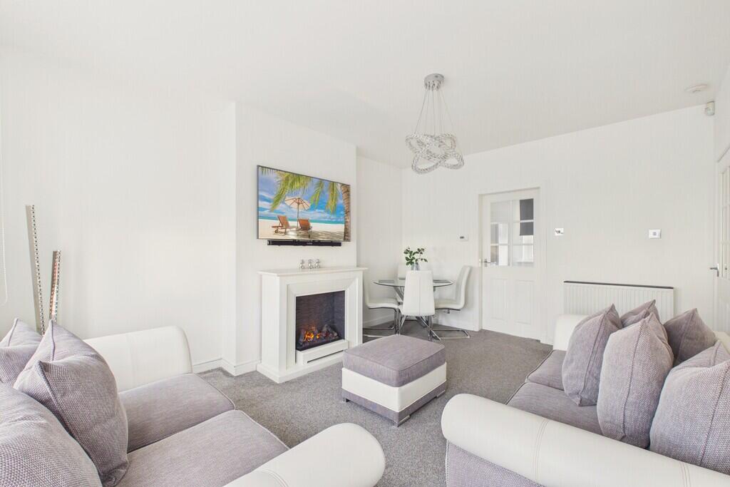 Apartment in Glasgow - More