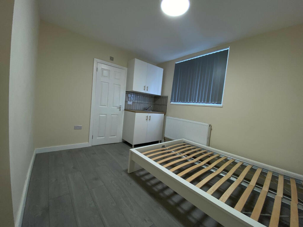 Additional image 13 of Cape Hill,  Smethwick, B66