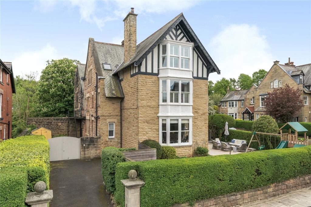 Main image of property: Alderson Square, Harrogate, HG2