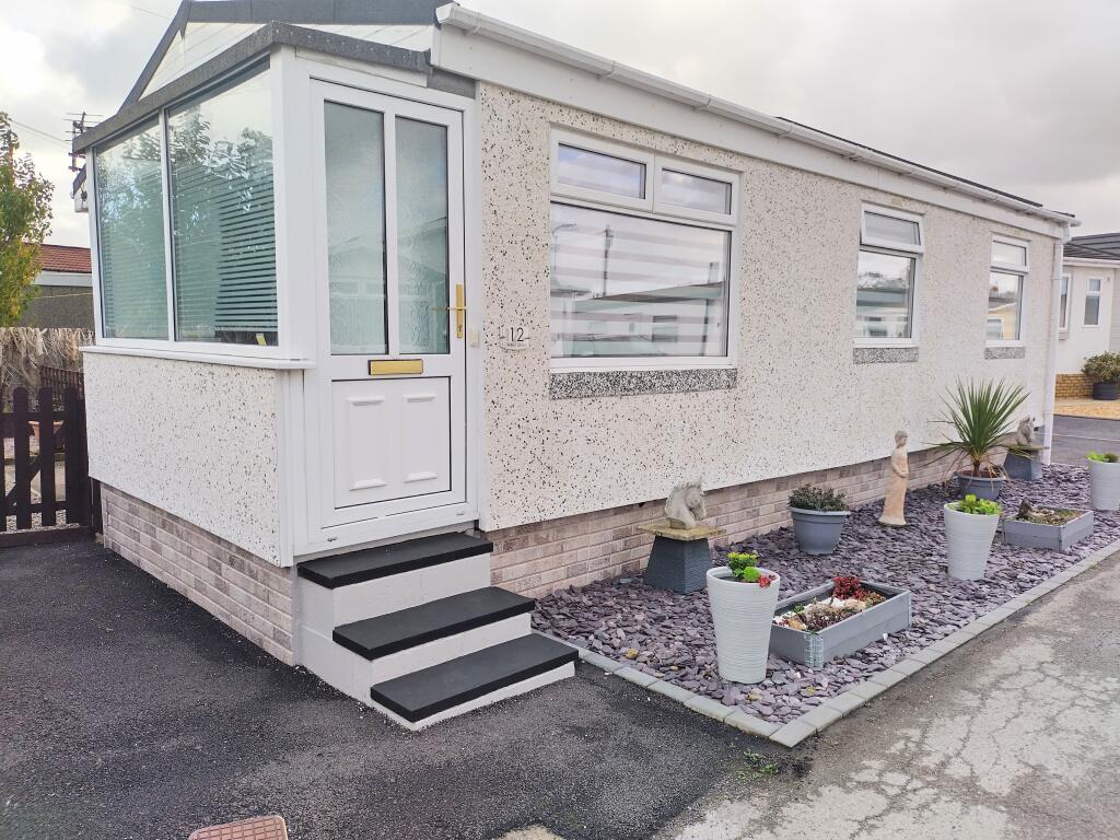 2-bed caravan on Two Bed Fully Refurbished 12 West Drive, Cuerden Residential Park, Wigan Road, Leyland, Lancashire, PR25 5PB, £129,500
