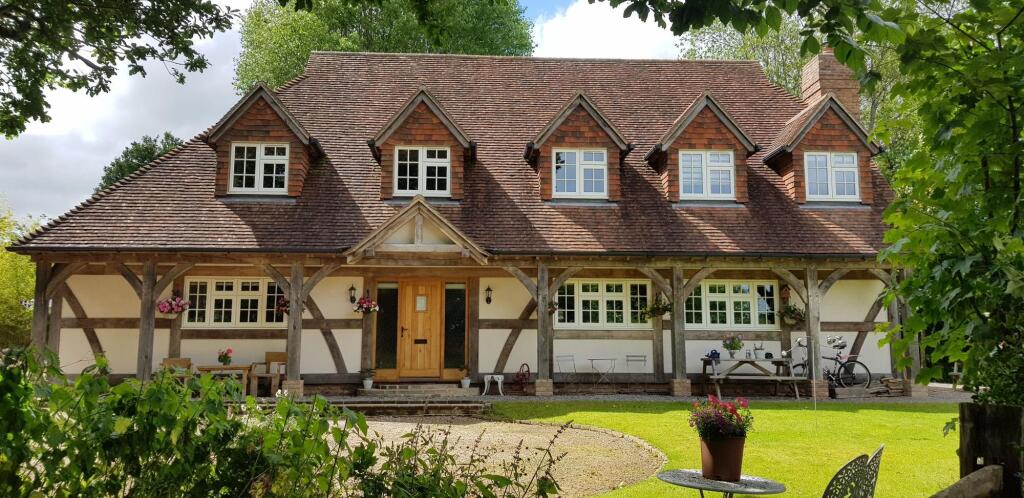 Main image of property: Broad Street, Cuckfield, RH17