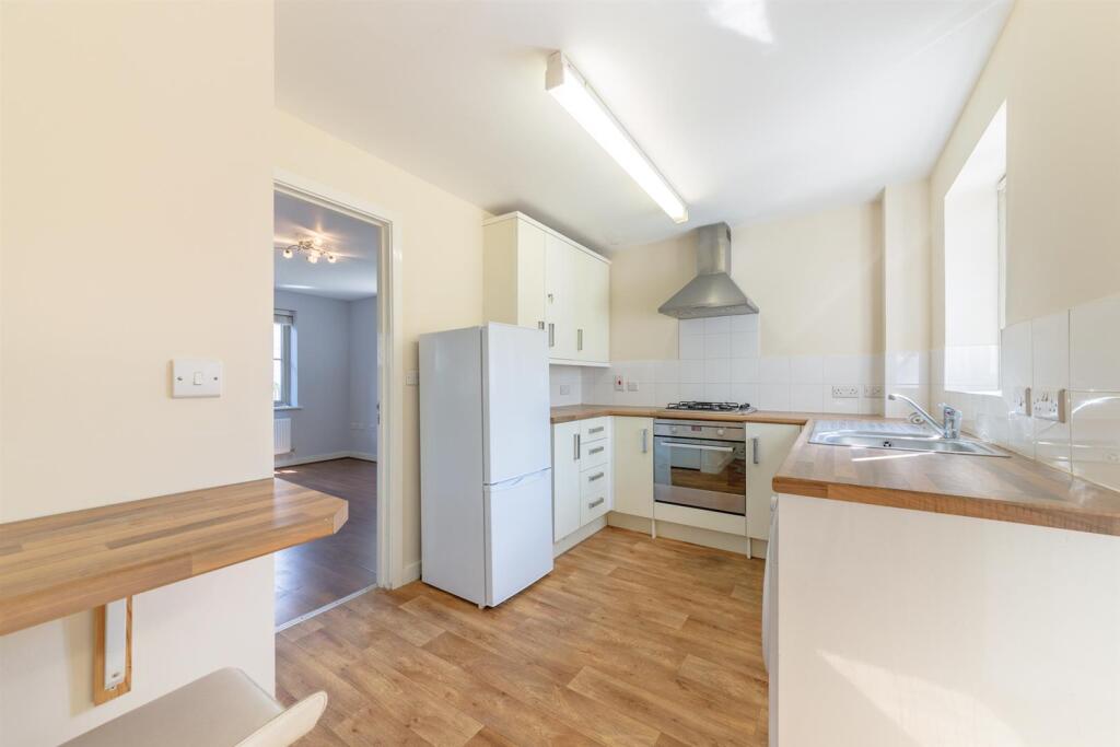 House in Harlington, Central Bedfordshire - View 5