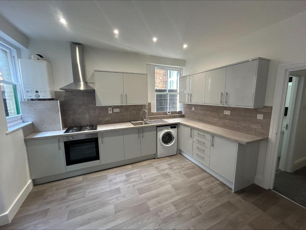 Main image of property: Park Hall Road, London, SE21