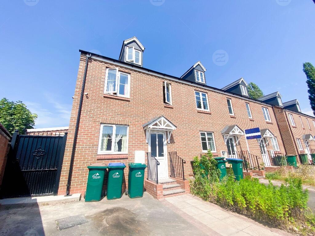 Main image of property: 37 Sheriff Avenue, Coventry, West Midlands, CV4 8FE