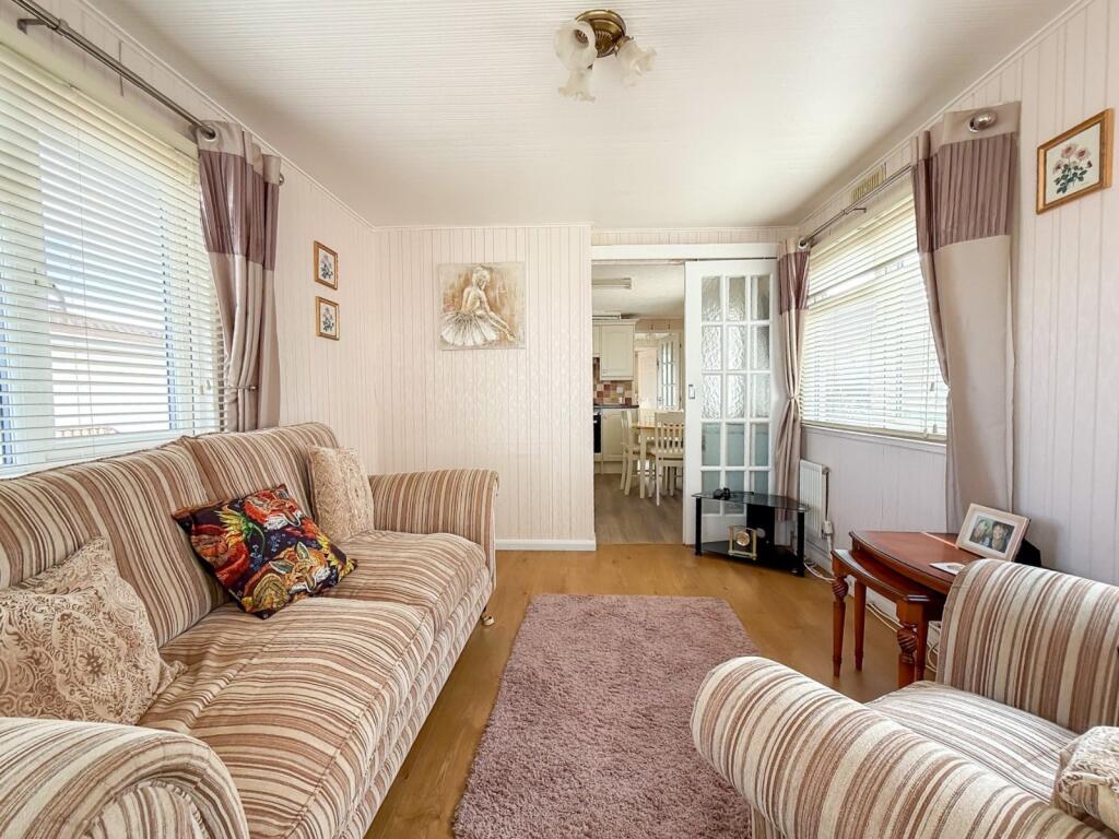 House in Potters Hill, Pottershill - View 5