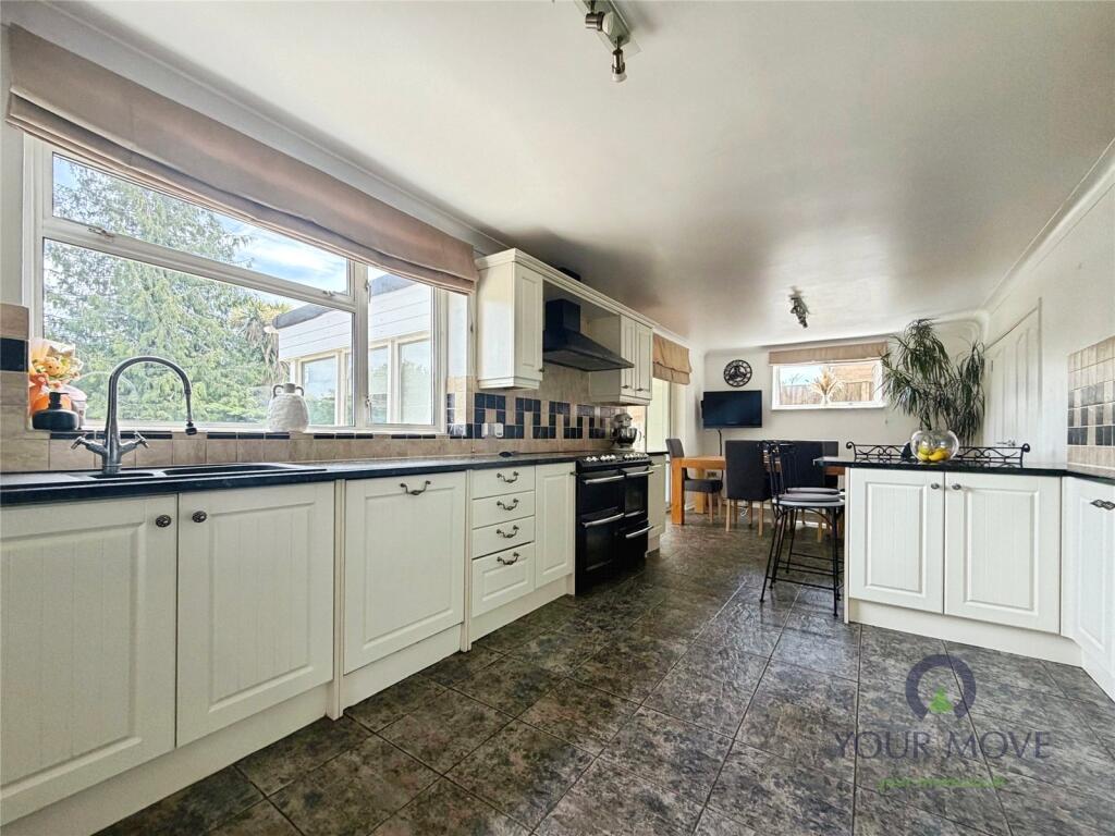 Ufton Close, Maidstone, Kent, ME15 photo 2