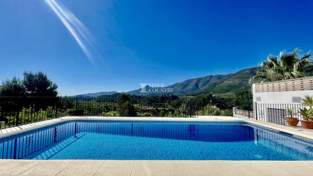Main image of property: Valencia, Alicante, Benigembla