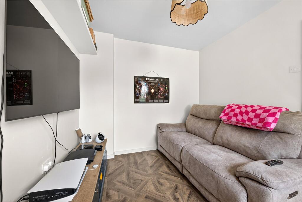 House in Woking, Surrey - More