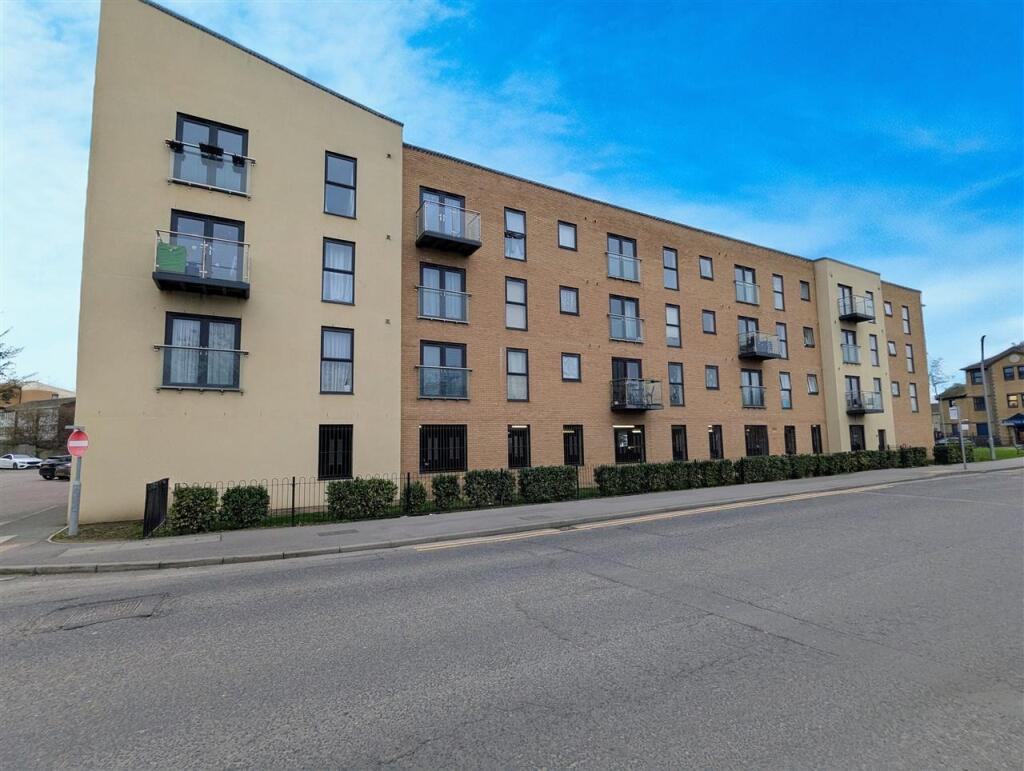 Main image of property: The Quays, Tilbury