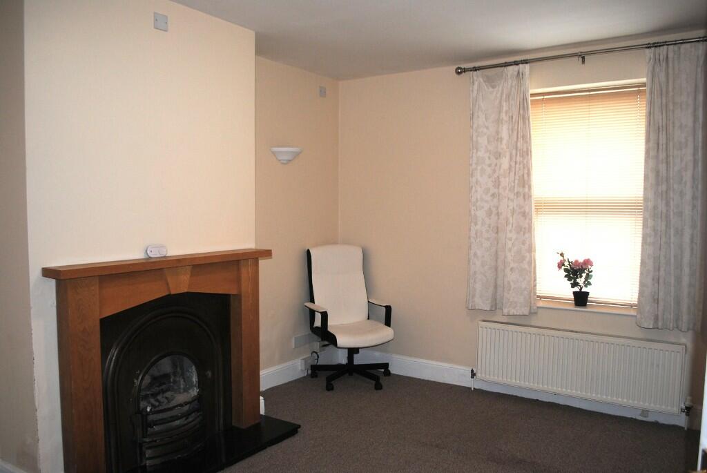 Additional image 3 of *** Very Well Presented 3 Bedroom House Share To Rent ***