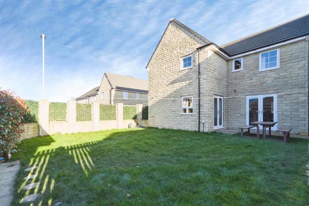 Additional image 2 of Fetlock Drive, Bradford