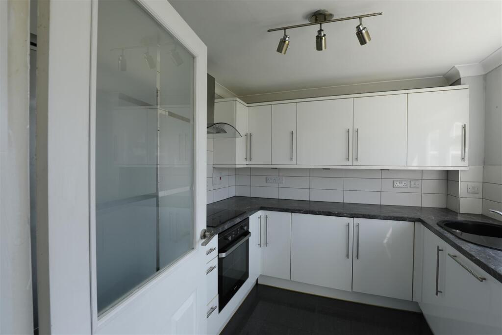 House in Ipswich - View 4