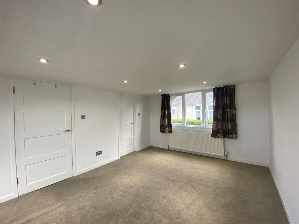 House in Exeter - View 5