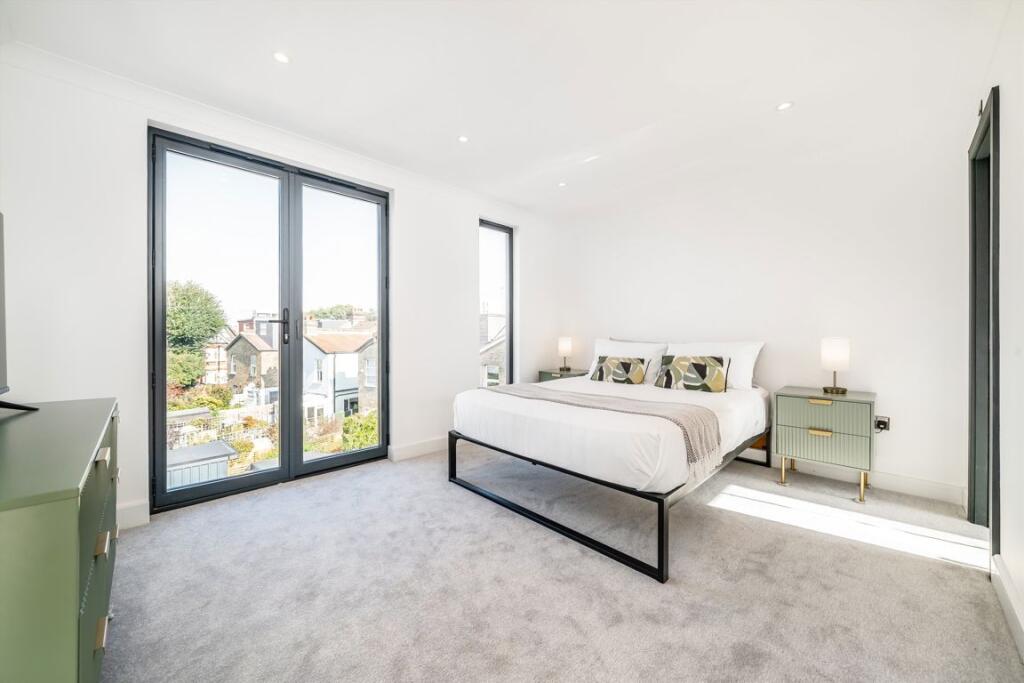 Apartment in London, West Ealing, Hanwell - View 4
