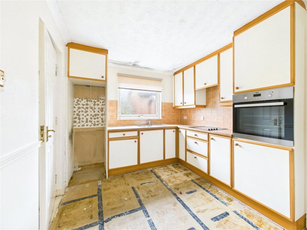 House in Darlington, Greater Willington - More