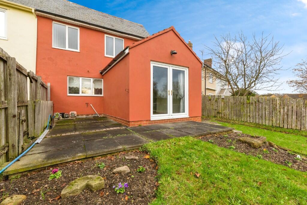 Moor Crescent, DH6 photo 4