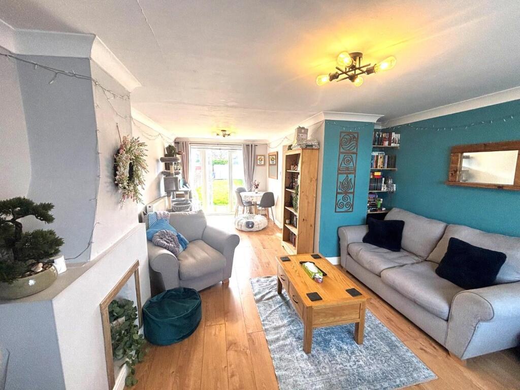 Peterhouse Close, Mildenhall, Bury St. Edmunds photo 3