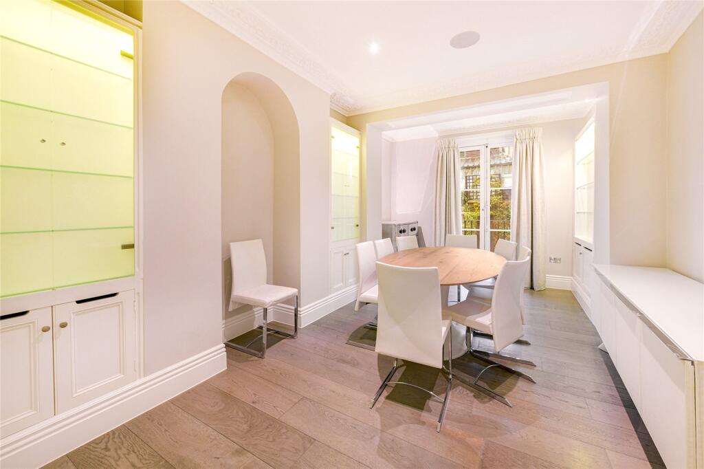4 bedroom terraced house for rent