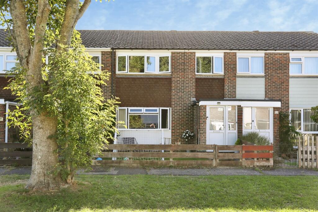 Main image of property: The Links, Gosport