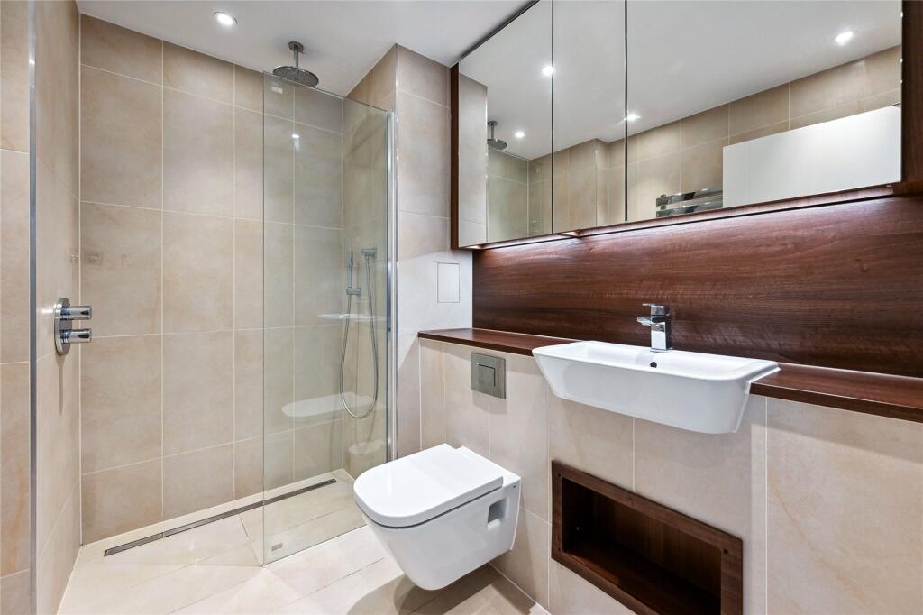 Apartment in London - View 3