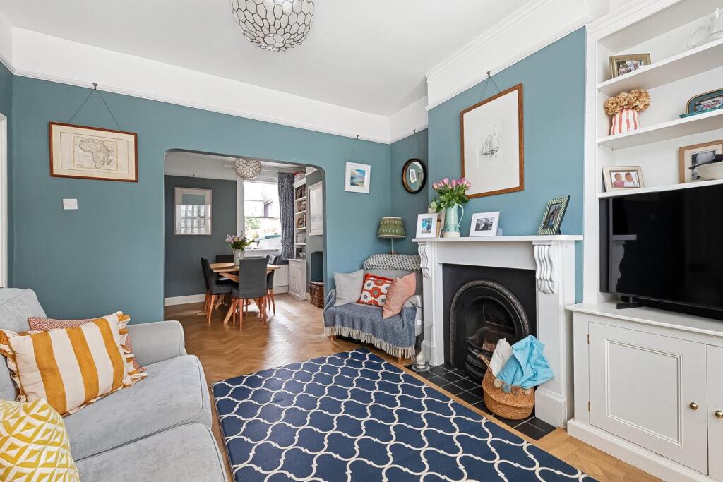 House in London - View 5