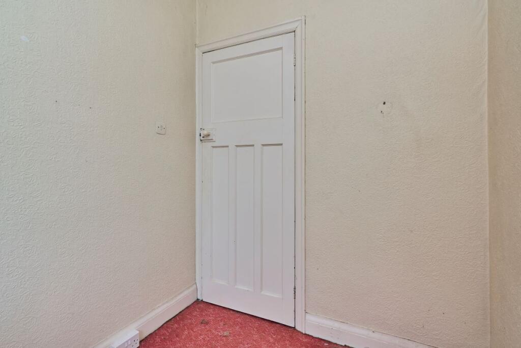 House in Crewe, Wistaston - View 4