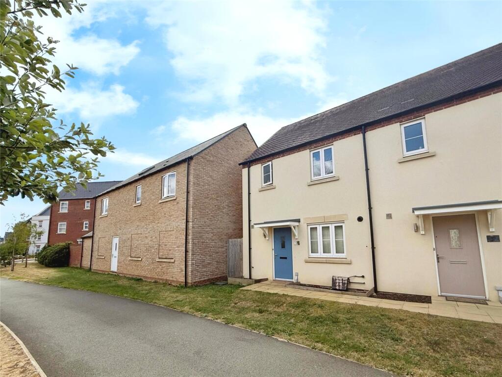 2-bed terraced on Salisbury Walk, Bicester, Oxfordshire, £345,000