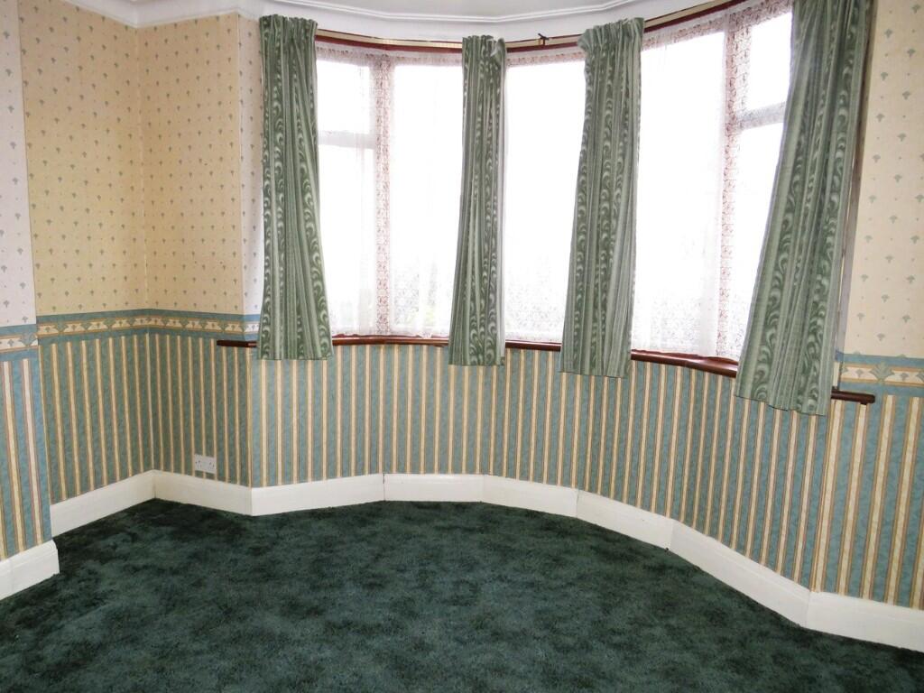 Southend Road, Grays, Essex, RM17 photo 4