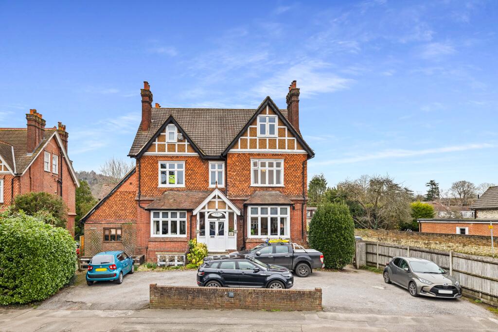 Main image of property: Ref: GF - Somers Road, Reigate, RH2 9DZ