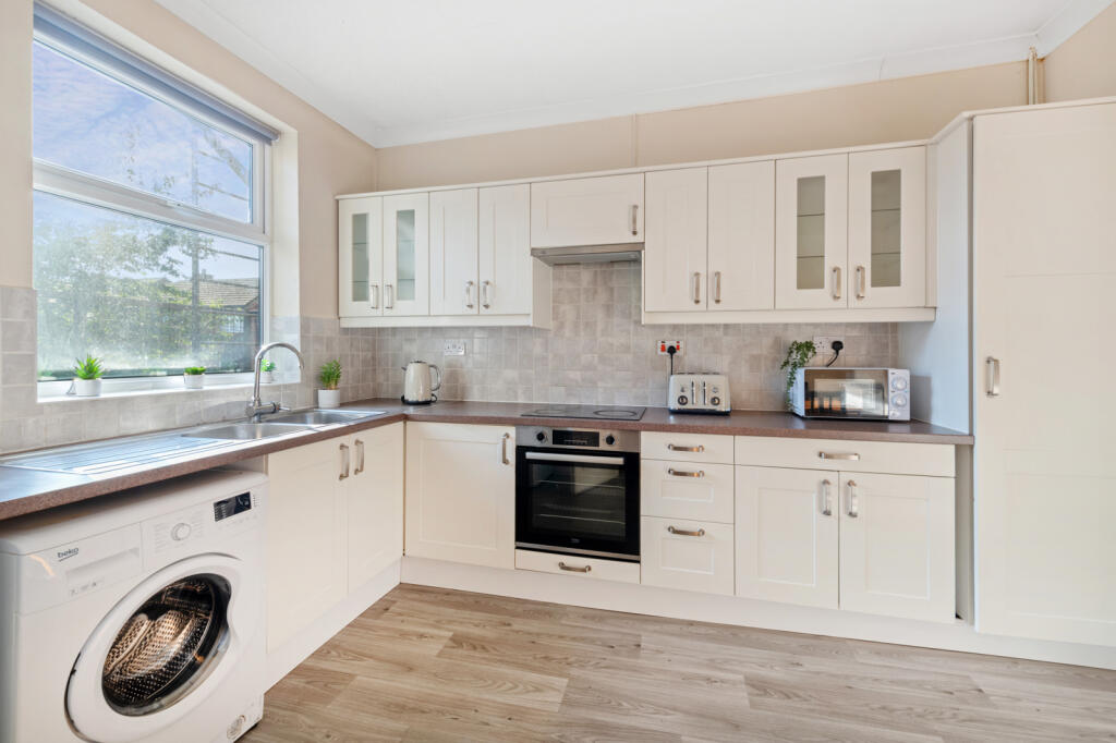 Main image of property: Radford Boulevard, Nottingham, NG7 3BL