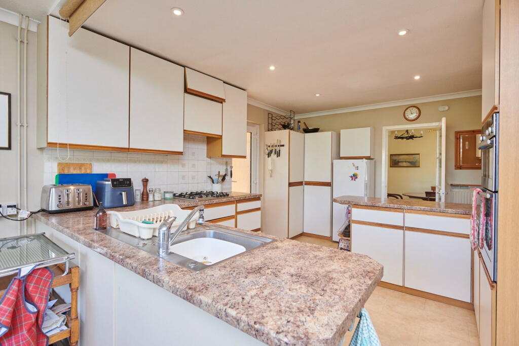 House in Wellingborough, Hatton Park - More