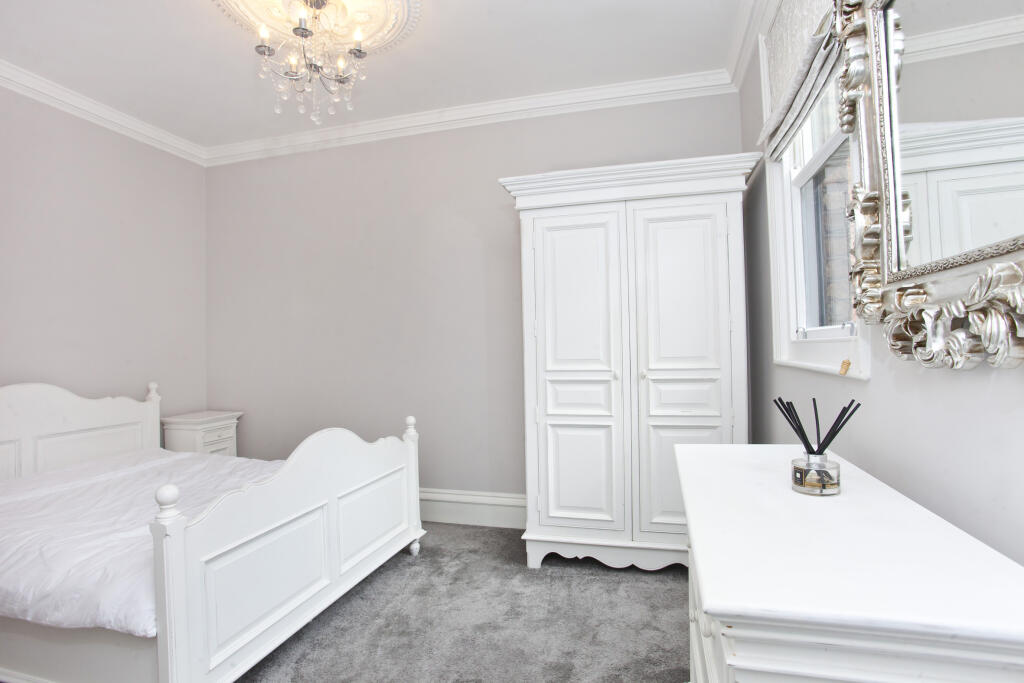 Apartment in York - View 3