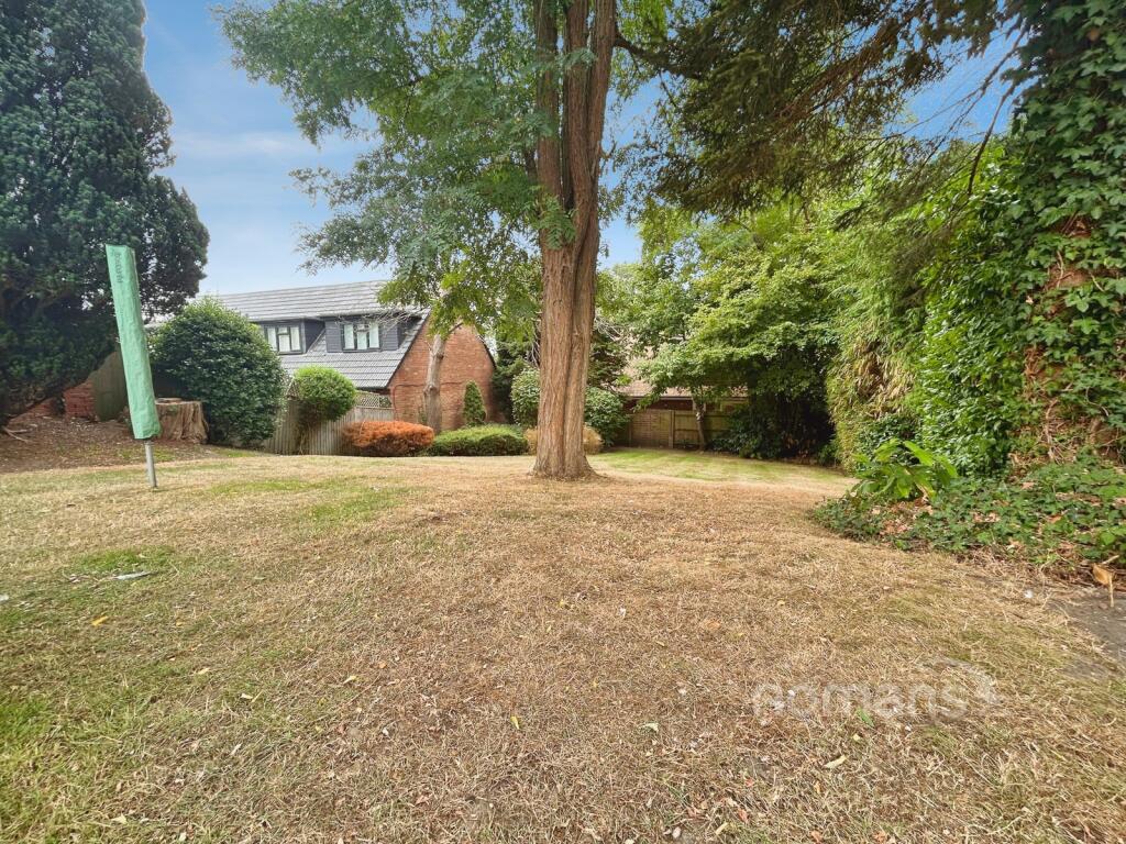 Apartment in Guildford - View 3